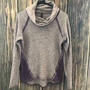 KUHL NOVA Cowl Neck Soft Wool Pullover Sweater